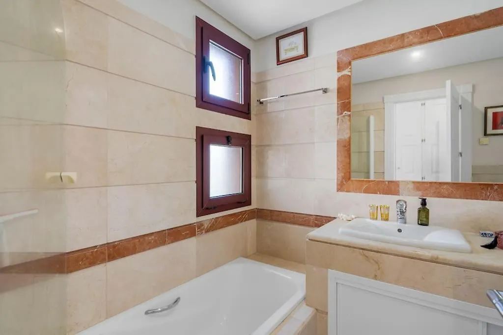 Breath Taking Views At Las Brisas, 3Br Flat W/Pool Μαρμπέλλα