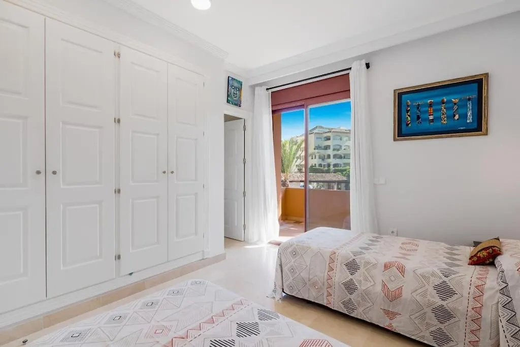 Breath Taking Views At Las Brisas, 3Br Flat W/Pool Marbella 0*,  Spain