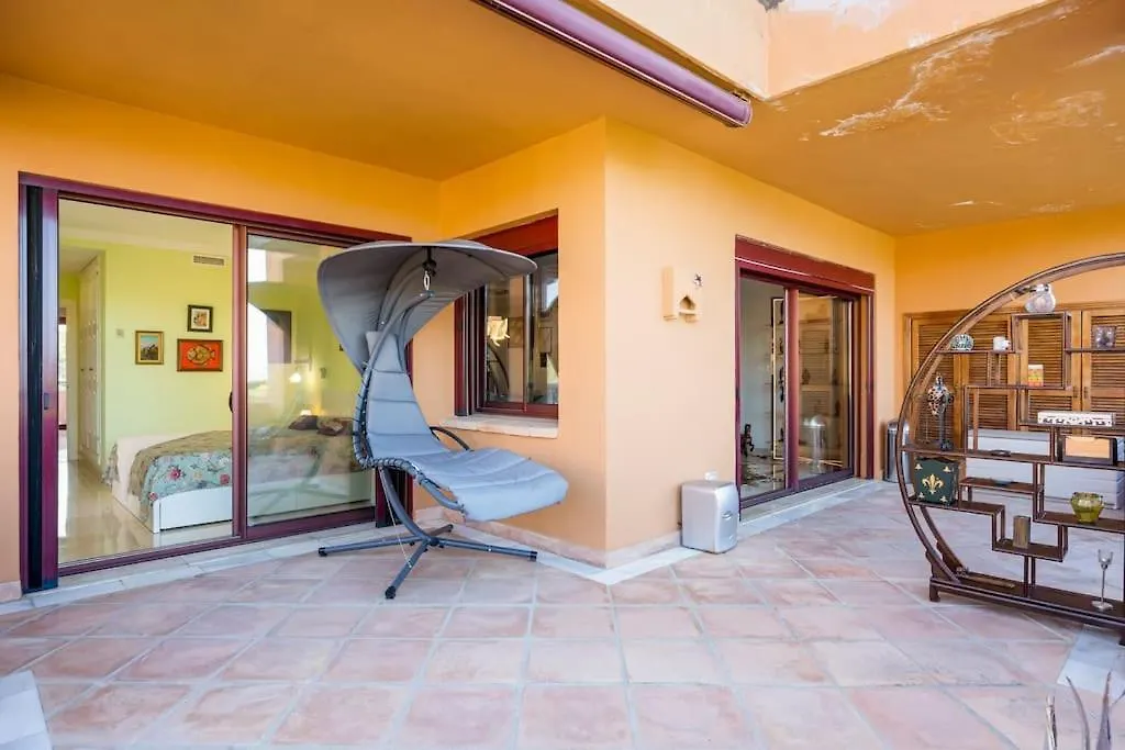 Breath Taking Views At Las Brisas, 3Br Flat W/Pool Marbella 0*,  Espanha